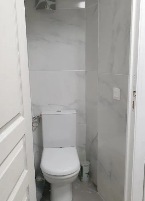 Jolie appartement avec 2 chambres partagées-1