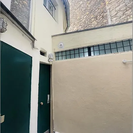 Jolie appartement avec 2 chambres partagées-2